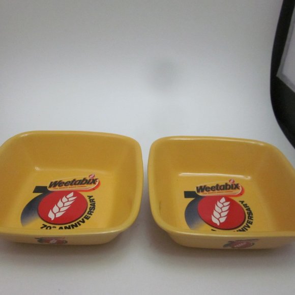 Weetabix 70th anniversary bowls - Picture 1 of 4